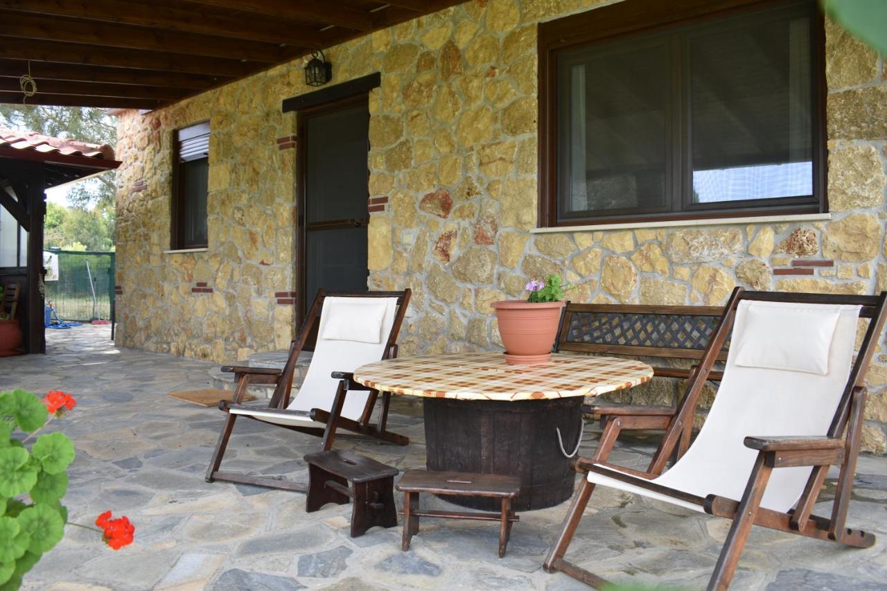 Konaki Guesthouse Ormos Panagias Luaran gambar